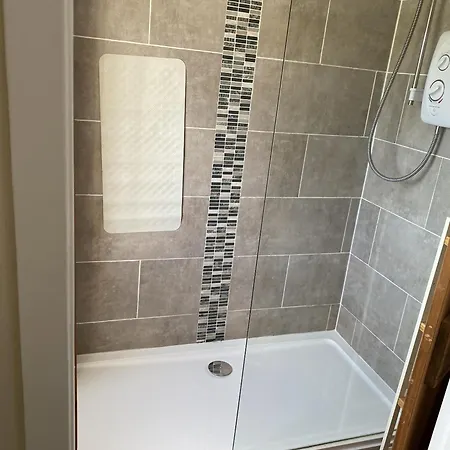 The New 3* Pickering